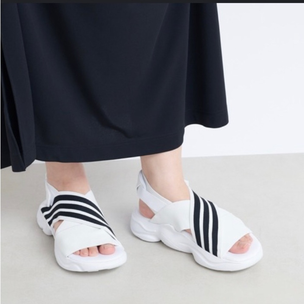 NWT Adidas Originals Magmur Sandals Size Women’s US 6 1/2